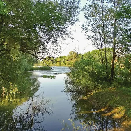 Ferienhaus 4 Bedroom Lovely In Kostel *