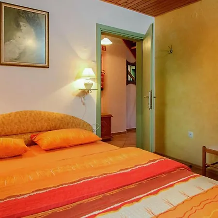 4 Bedroom Lovely In Kostel * Kupa